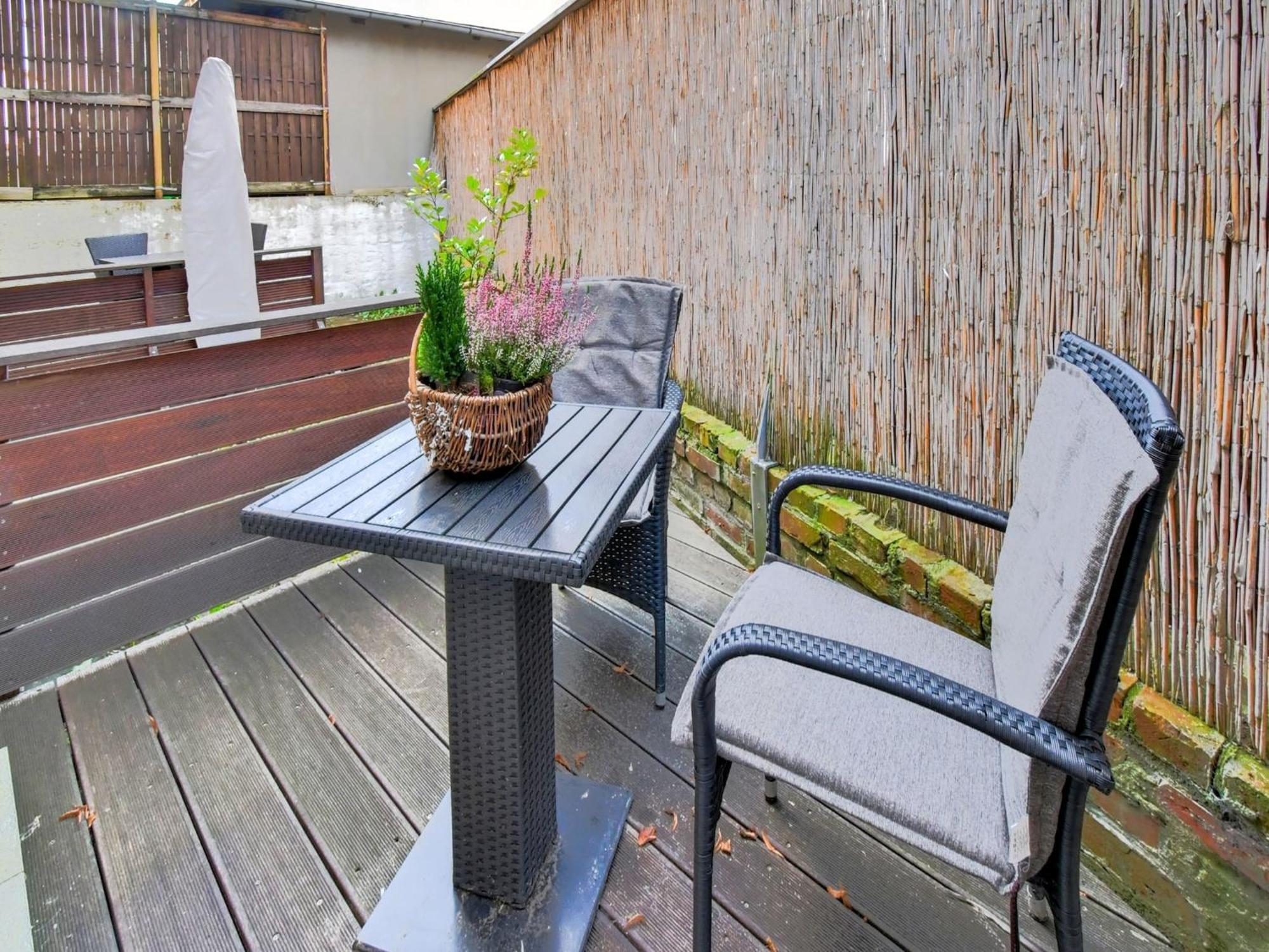 Modern Apartment In Wismar With Private Terrace Exterior foto